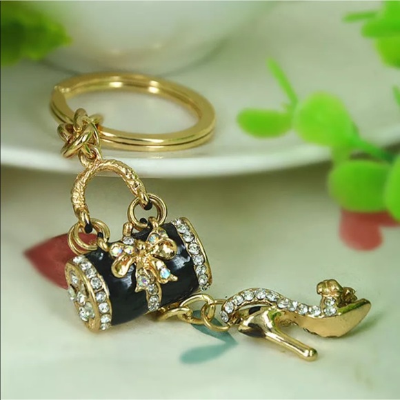 Crystal Rhinestone KeyRing - Picture 2 of 7